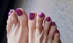 Shining princess toenails