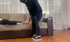 BURGLAR TICKLER WITH WITH LONG NAILS RETURNS FOR HER TICKLISH FEET - MOV Mobile Version