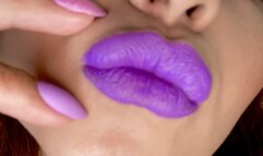 SEXY PURPLE LIPS!