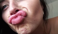 BIG LIPS VERY SMELL (1920x1080 HD) MP4