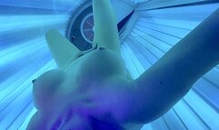 Masturbate and Nipples play in Sunbathing area Studio (wmv)