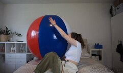 Saskias huge beach ball