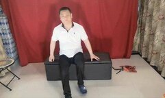 LUNA188_STOMACH SITTING AND RIDE JOCKEY Chun LI IN SOFA