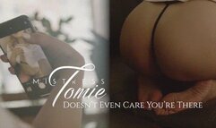 Mistress Tomie Ignores You