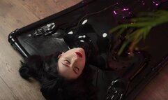 Goddess in a vacbed (1080p)