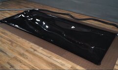 Turns in a black vacuum bed