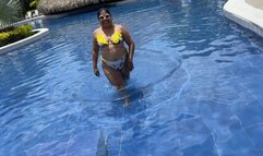 Balbina sexy foot teasing in the pool