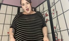 BBW stuffs balloons under shirt, belly & breast expansion inflation play