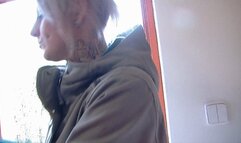 TATTOOED MILF HAS QUICK DILDO FUN IN KITCHEN