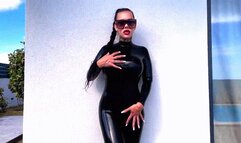 Pee with latex catsuit