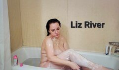 Leg Shaving and Bath at DomCon Los Angeles with Liz River