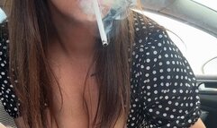 Smoking handjob&blowjob in the car with a stranger