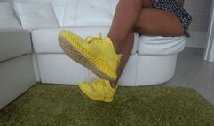wiggling my toes in yellow soft sneakers Wa