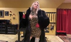 Secret Agent XKR Cruella (1080p)