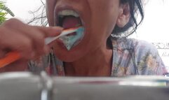 Milf Mouth HD Milf Toothbrushing Ahhhh uvula & tongue show