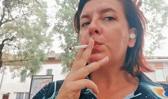 Smoking in a public park sexy Italian stepmother 1080HD