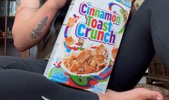 Yummy bowl of Cinnimon Toast Crunch!