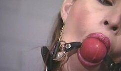 The Dungeon Girl clip 3 ( OLD VINTAGE FROM THE LATE 1980s ) 320x240 wmv