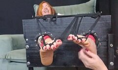 Ticklish Melissa Sartori - SARTORI IN STOCKS - HD