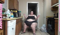 SSBBW Cleans Kitchen