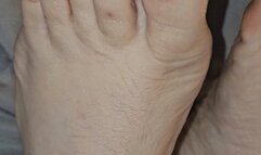 Oily toe wiggles bbw feet natural no polish