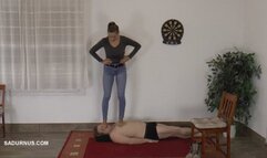 Amanda dresses her feet Barefoot wmv