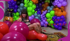 Ella's Bouncy Balloon Pop Party - 4K