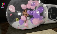 Cinthya Fingernail and Blow to Pops in Our New Balloon Igloo 4K (3840x2160)