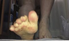 Italian former dancer - zucchini tease and food crush fetish under dirty barefoot by