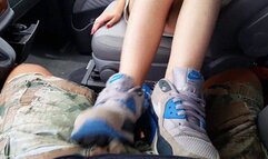 shoejob in car and happy end over her sweet airmax
