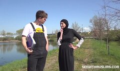 Hot outdoor muslim fuck