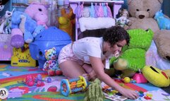 Bailey Paige: Playtime Wetting - MP4 sd