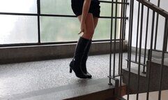 POOR NICKY SPRAINED ANKLE IN BOOTS ON A STAIRS - MOV Mobile Version