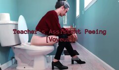 Teacher Assistant Peeing [Voyeur] SD