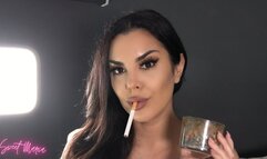 I have a new smoking-related fetish! ~ Sweet Maria