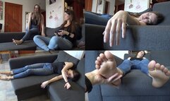 Darcy - Foot Massage