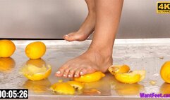 Barefoot Lemon Squish - 4K MP4