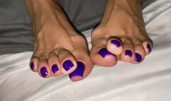 OVERLAPPED PURPLE TOES - SD