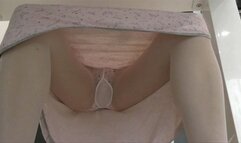 Clip wearing white pantyhose underneath the table MP4 HD 720p