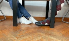 2 HOT STUDENTS FOOTSIE PLAY UNDER SCHOOL DESK - MOV HD