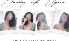 SMOKING WITH ELEGANCE (MARLBORO WHITE)
