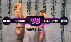 Blondi VS Tyler Lynn - AFT #20 - Wrestling mismatch