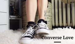 Converse & Fishnets