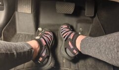 Fifi desperately cranking with fast pumping in Keens whisper sandals ankle socks and leggings