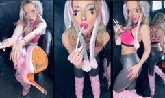 Your sexy smokey bunny smokes 2 eve 120 at once for u in pink boots