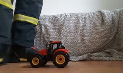 Firefighter crushing toy Tractor