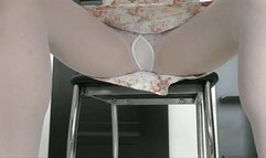 Wear a light colored dress, white pantyhose, pink panties MP4 FULL HD 1080p