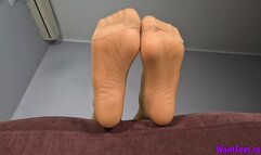 Reinforced Hosed Feet - HD MP4