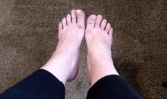 Topless BBW MILF Toenail Paint and Polish