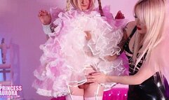 Prissy sissy Dolly - Locked in frills